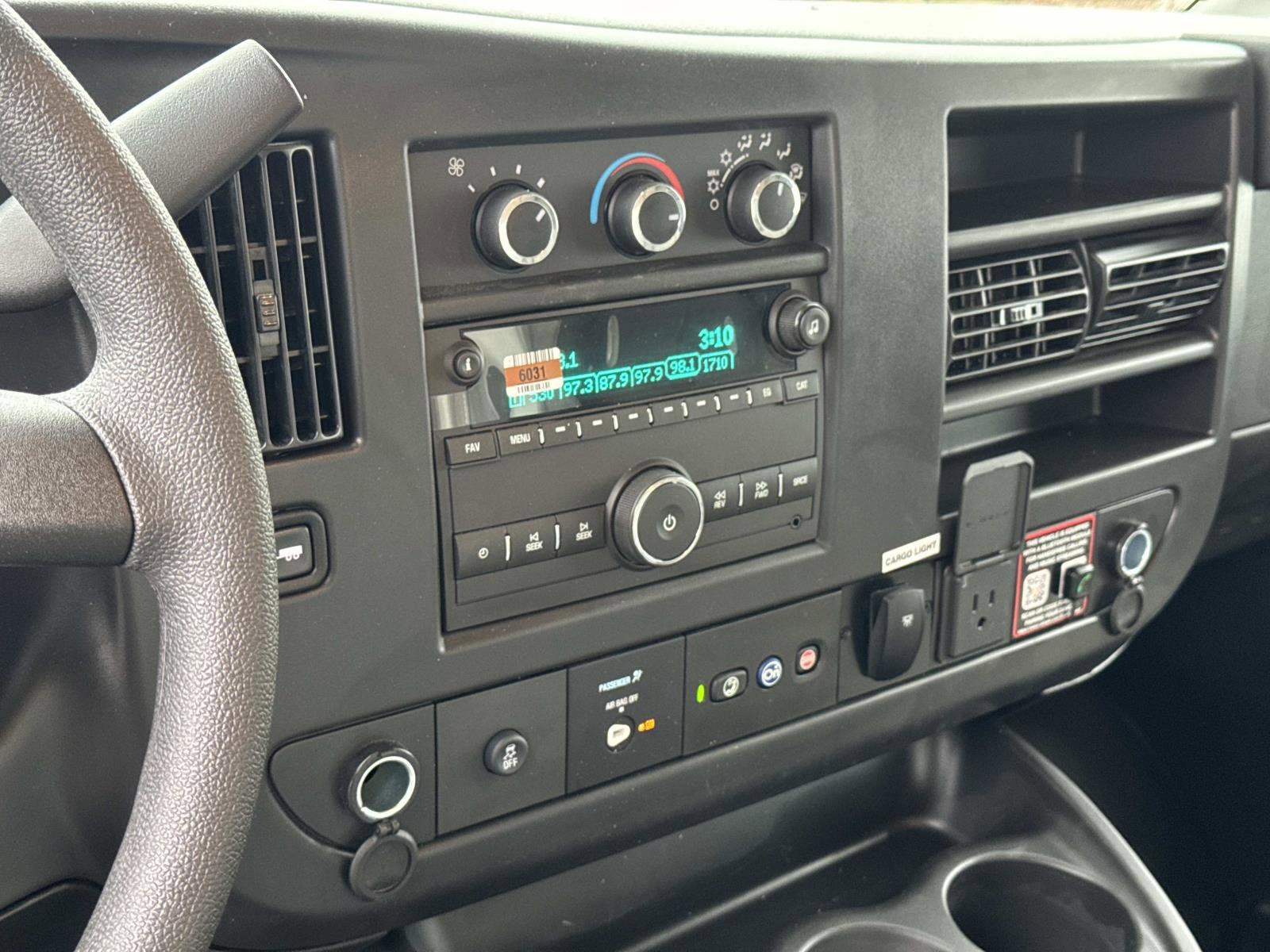 2026 Chevrolet Express Cutaway 4500 2WT