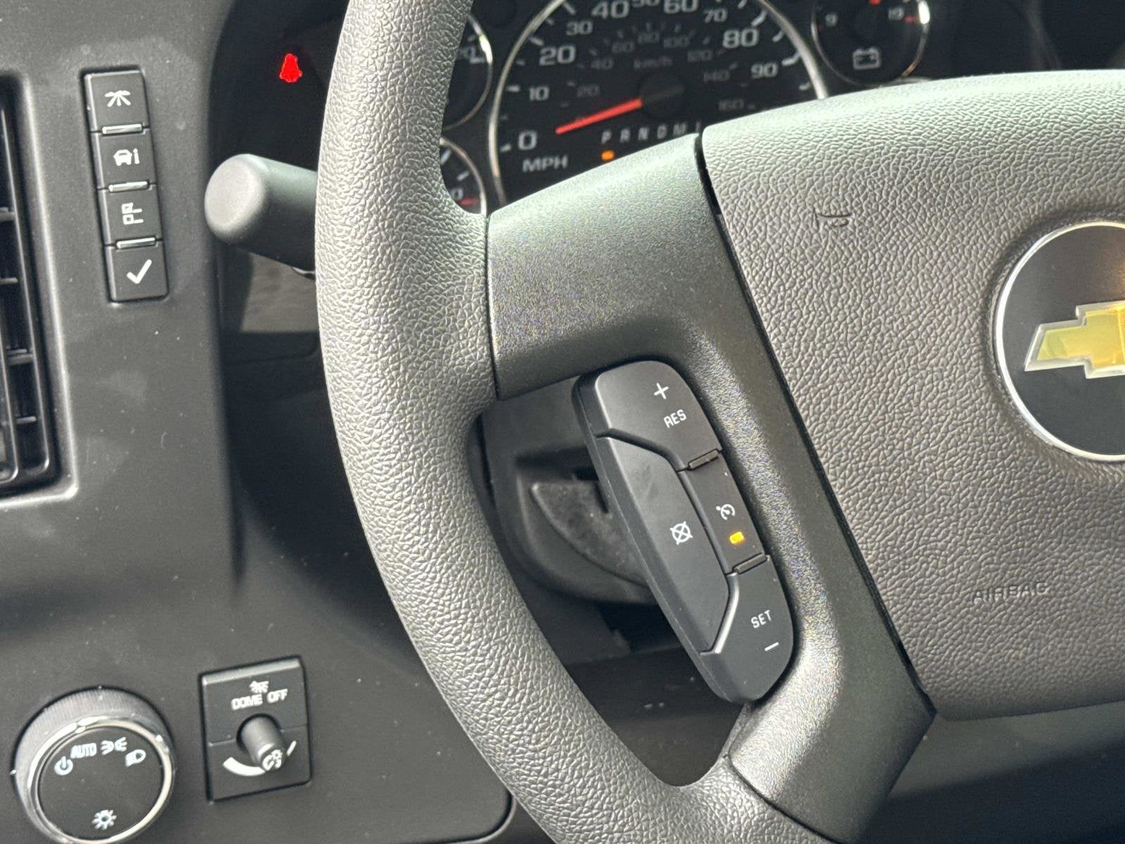 2026 Chevrolet Express Cutaway 4500 2WT