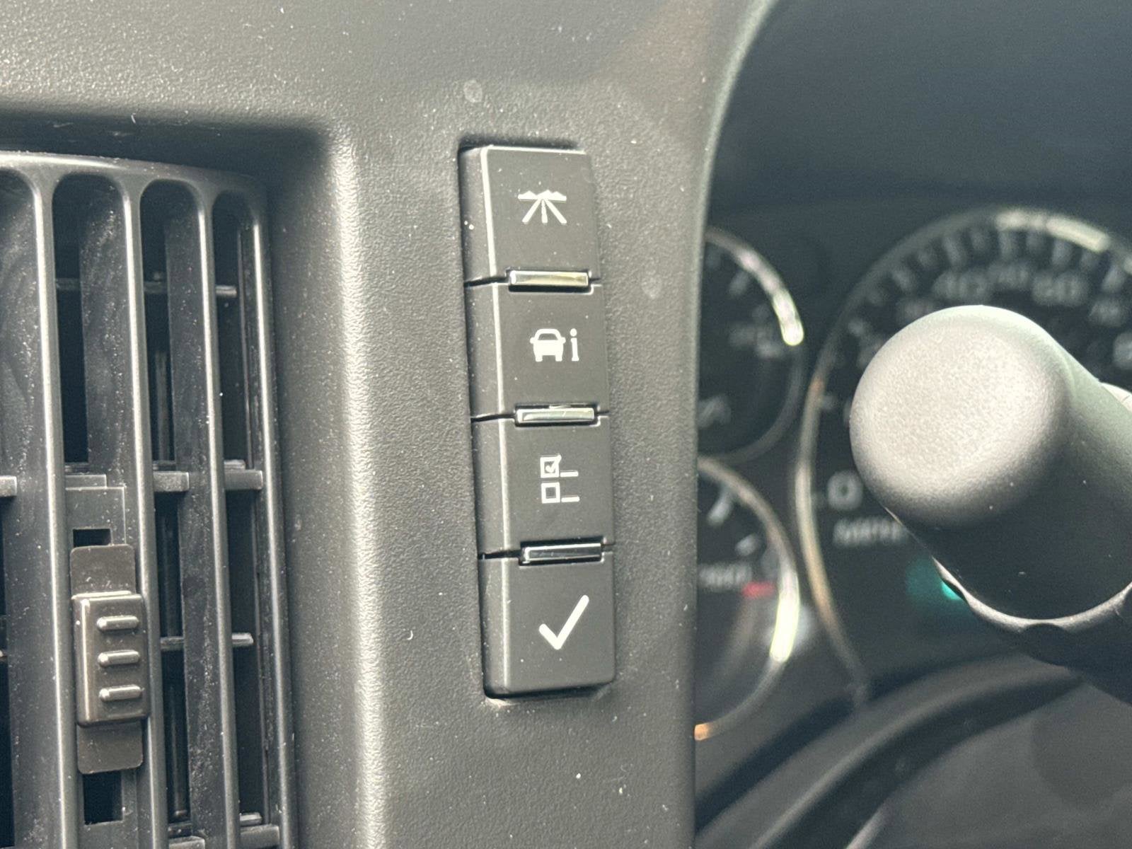 2026 Chevrolet Express Cutaway 4500 2WT