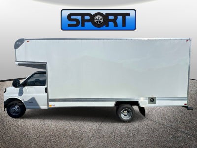 2026 Chevrolet Express Cutaway 4500 2WT