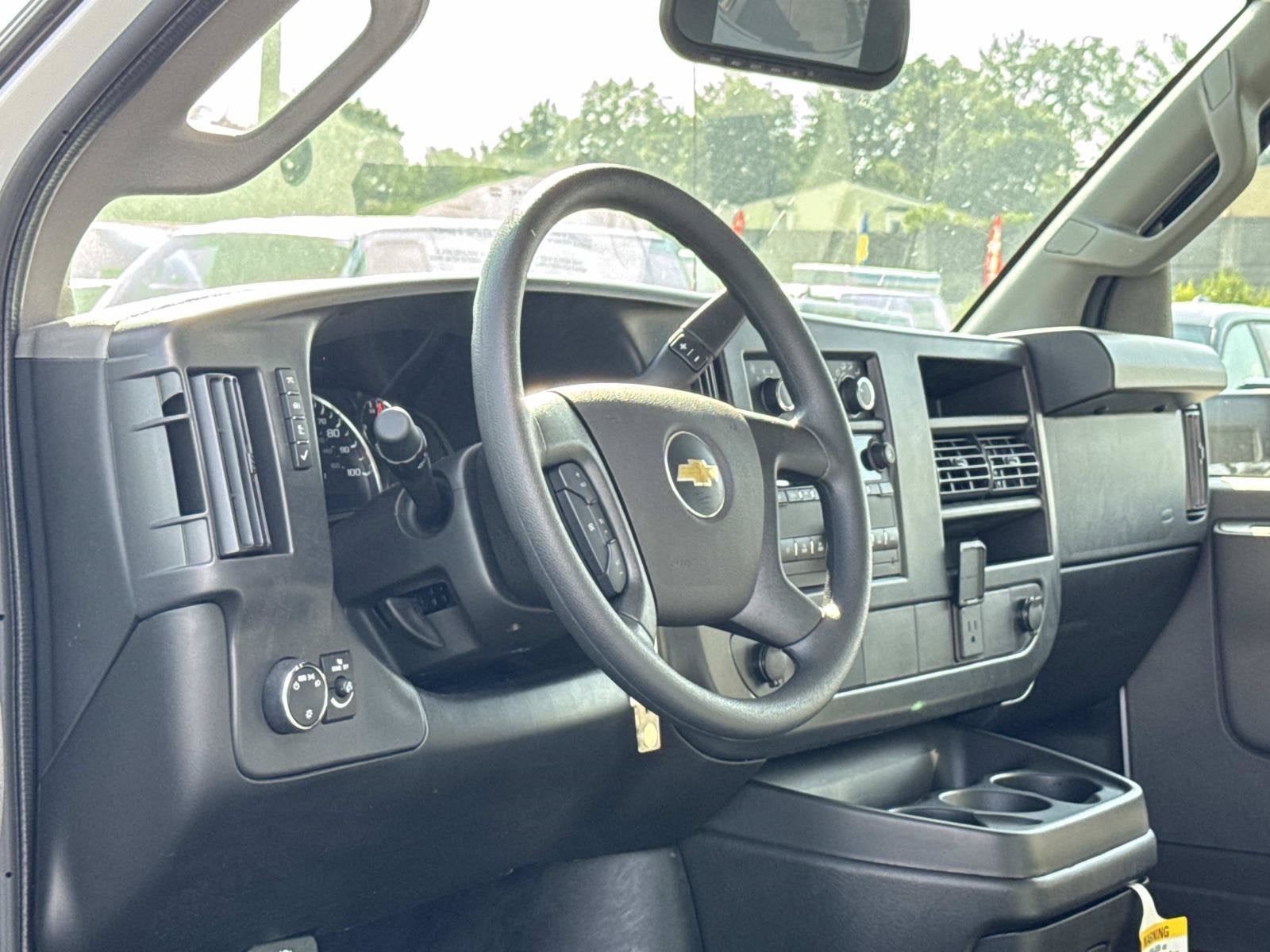 2026 Chevrolet Express Cutaway 4500 2WT