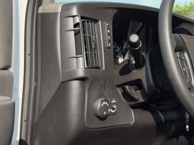 2026 Chevrolet Express Cutaway 4500 2WT