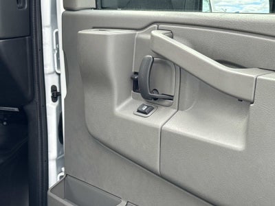 2026 Chevrolet Express Cutaway 4500 2WT