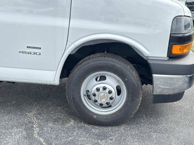 2026 Chevrolet Express Cutaway 4500 2WT