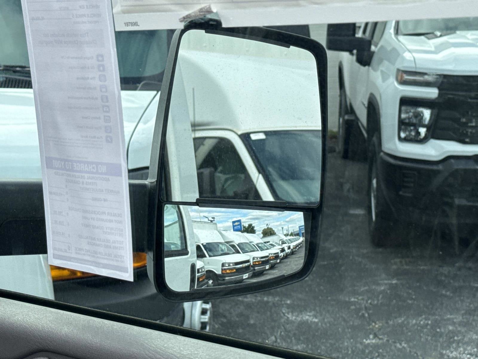 2026 Chevrolet Express Cutaway 4500 2WT