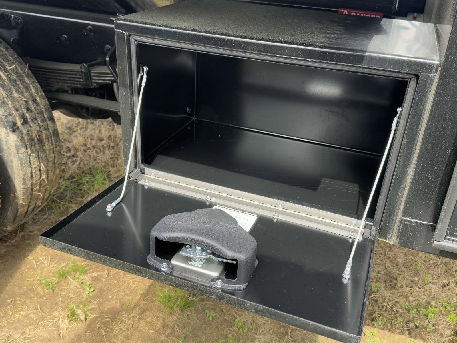 2024 Chevrolet Silverado 5500 HD Work Truck