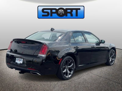 2021 Chrysler 300 300S