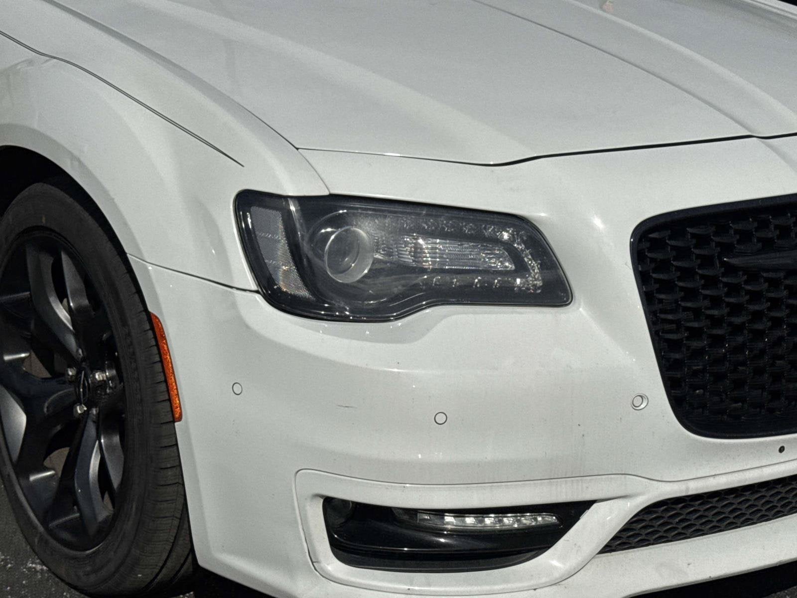 2022 Chrysler 300 Touring L