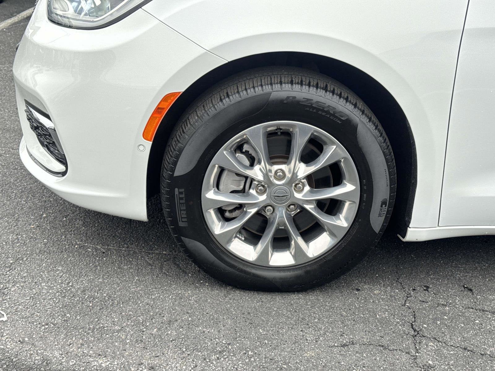 2022 Chrysler Pacifica Touring L
