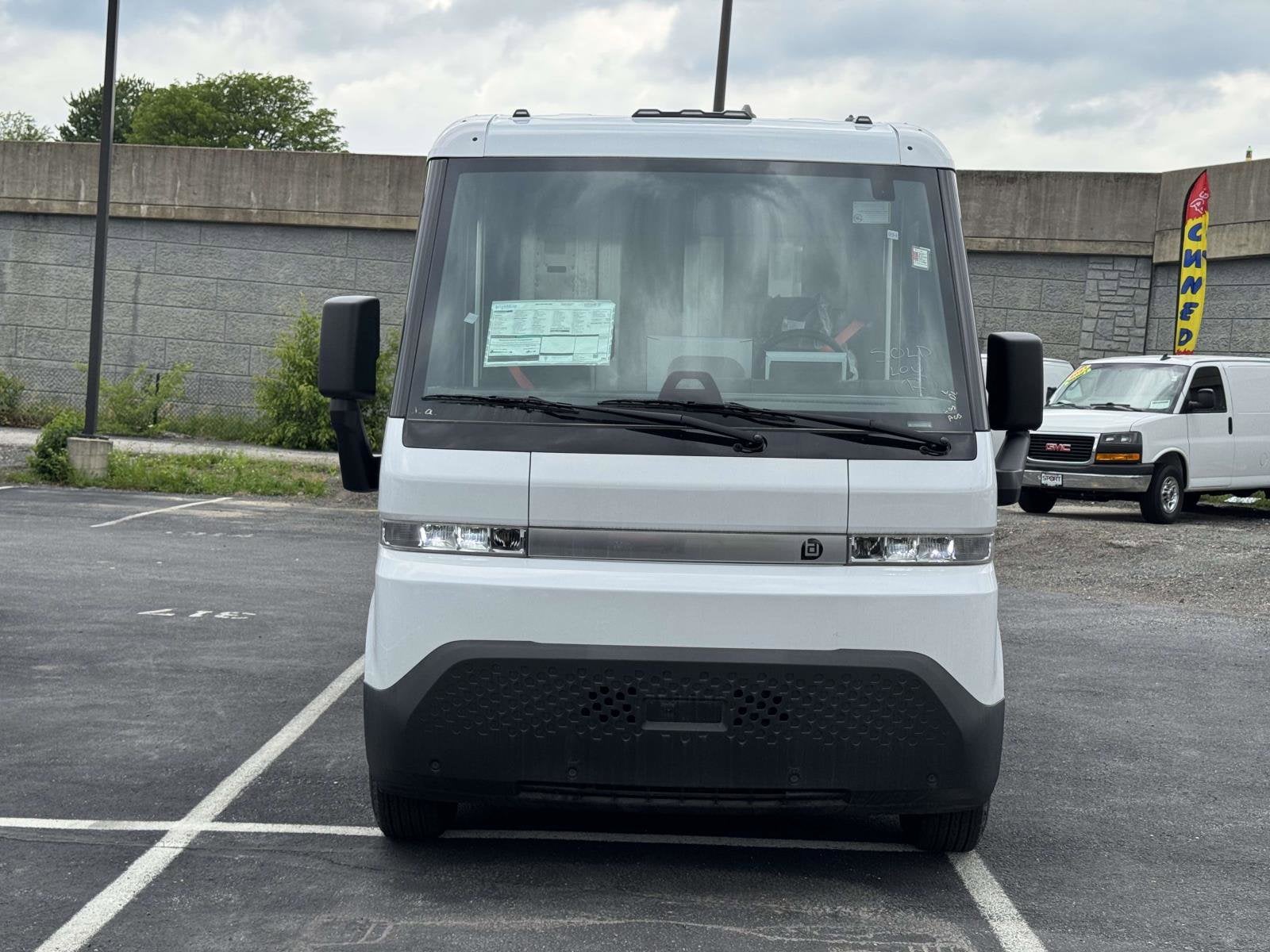 2024 BrightDrop Zevo 600 EJY