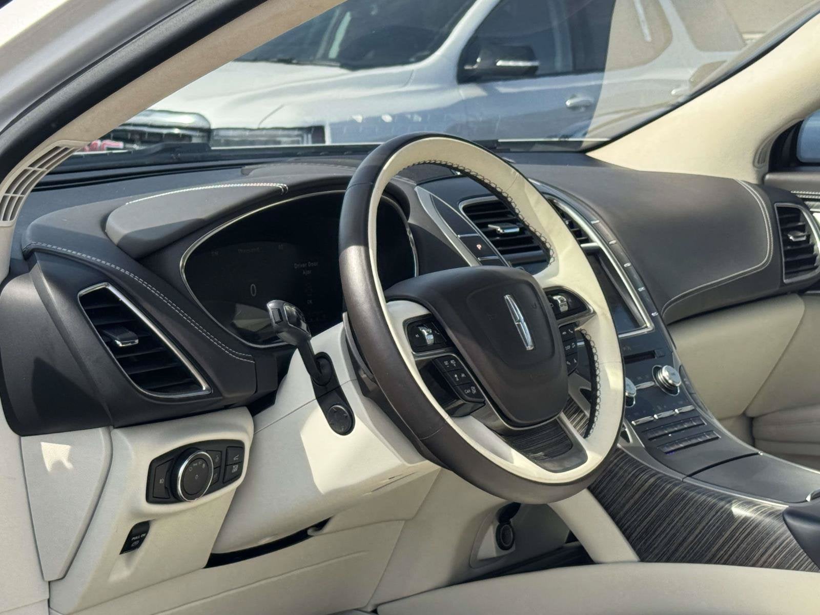 2019 Lincoln Nautilus Black Label