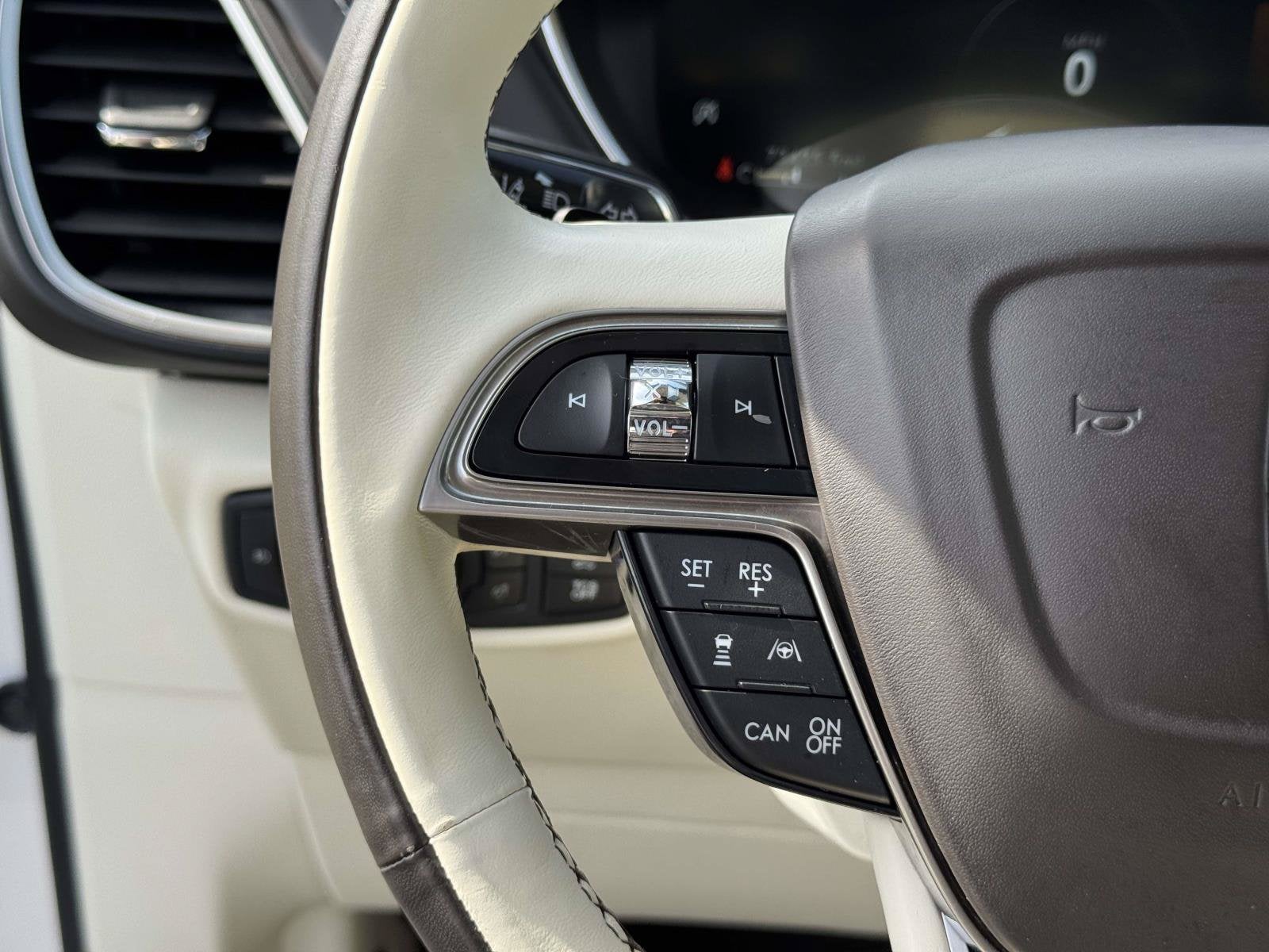 2019 Lincoln Nautilus Black Label