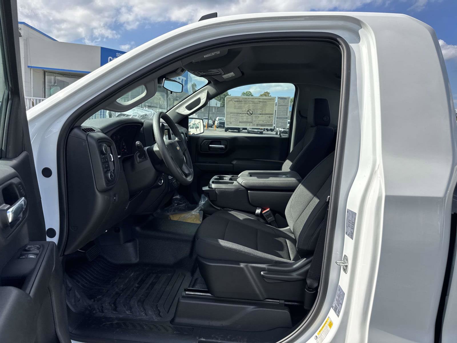 2025 Chevrolet Silverado 1500 WT