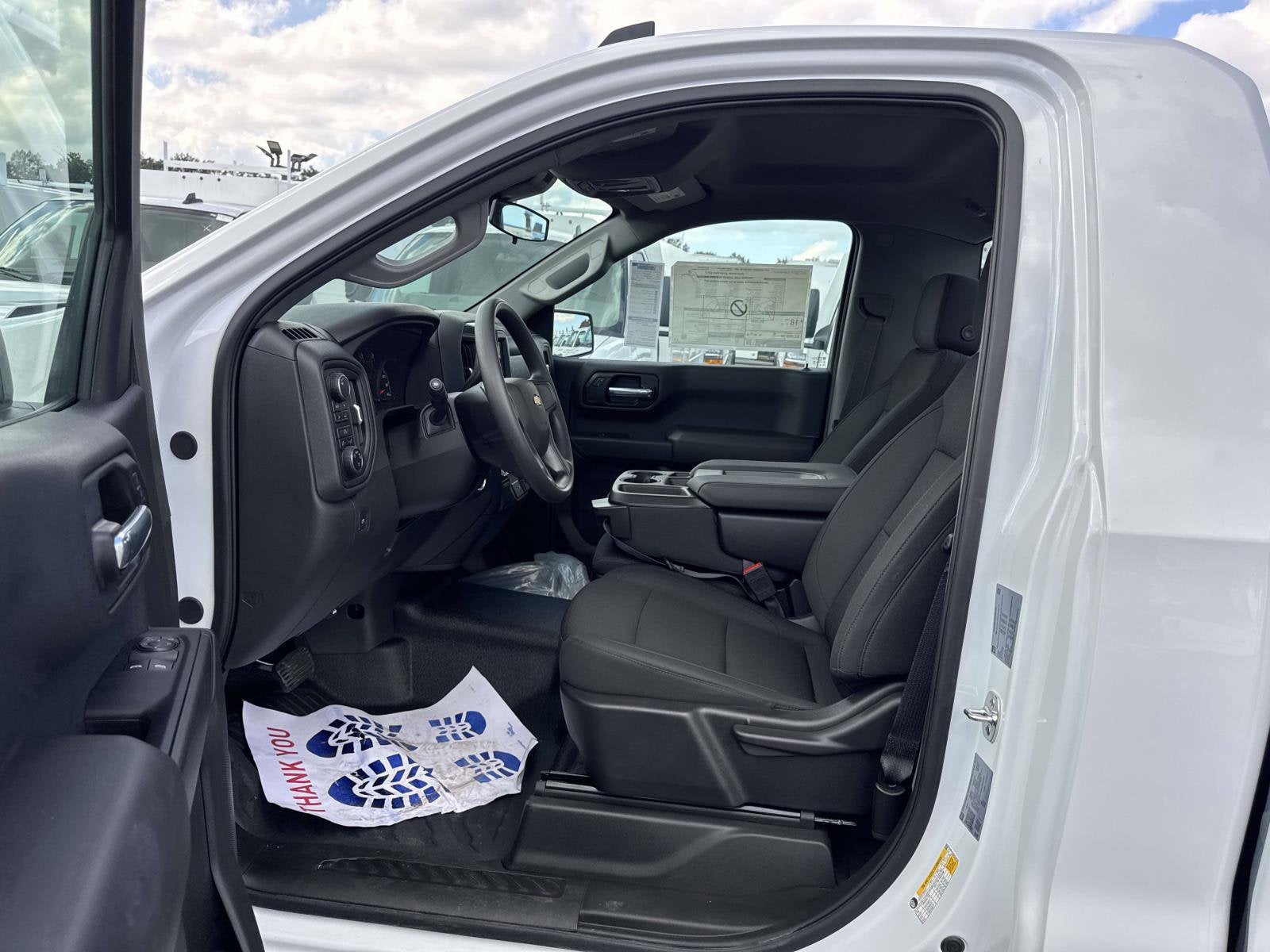 2025 Chevrolet Silverado 1500 WT