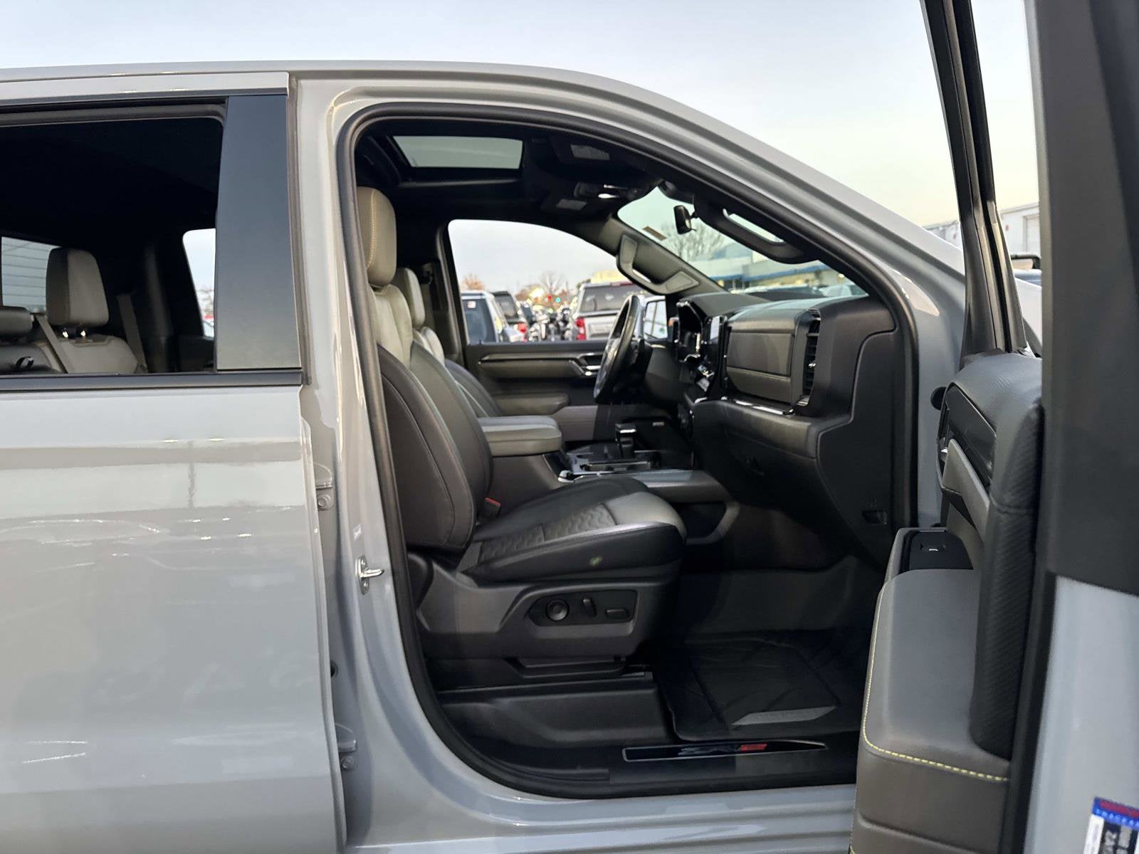 2024 Chevrolet Silverado 1500 ZR2