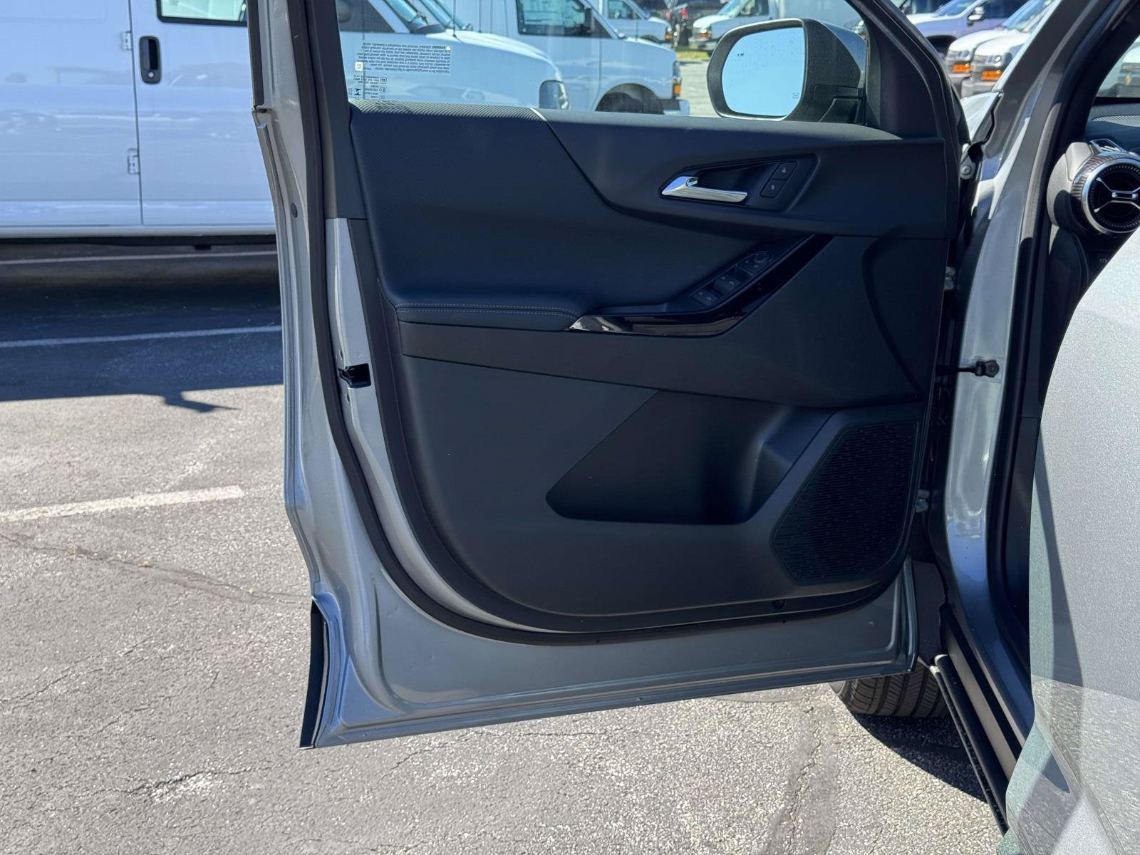 2027 Chevrolet Equinox AWD LT