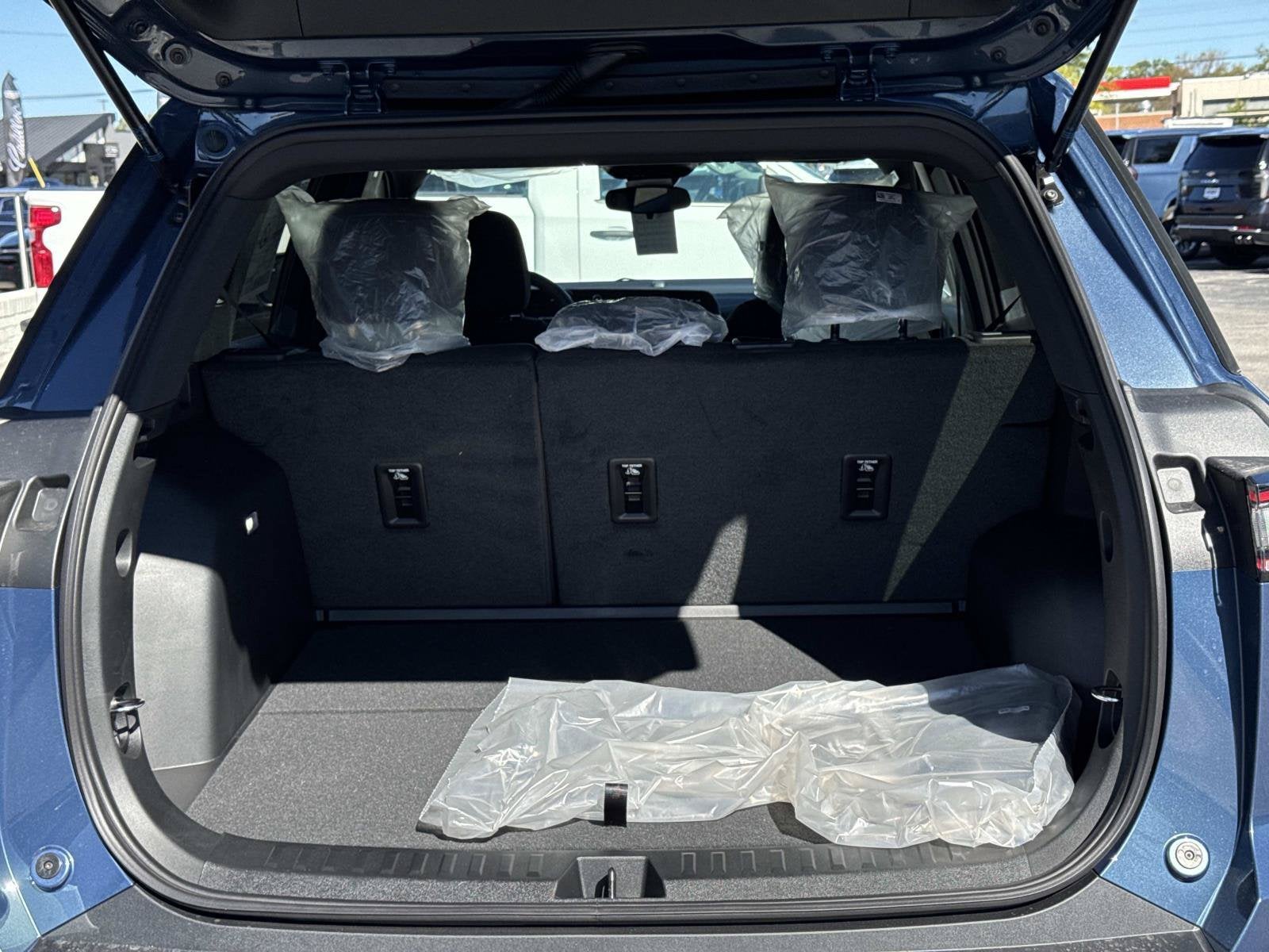 2027 Chevrolet Equinox AWD LT