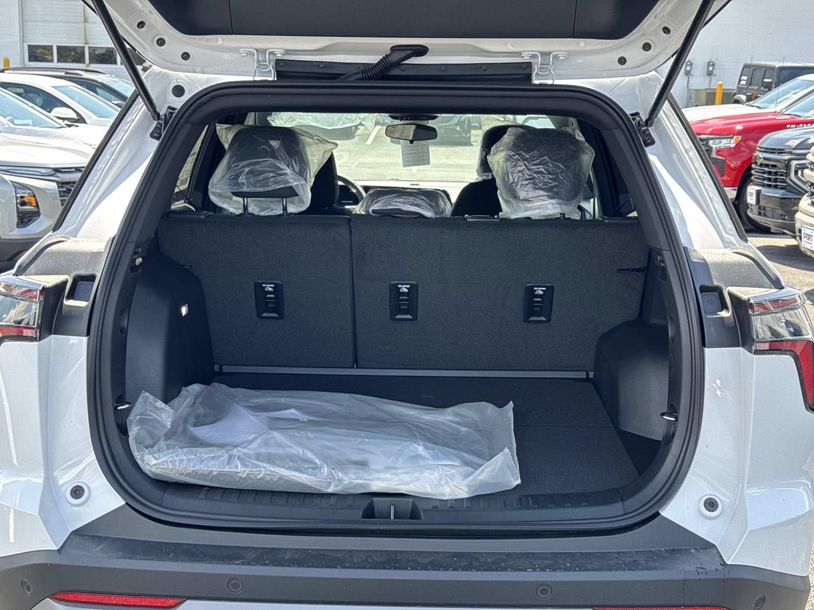 2027 Chevrolet Equinox AWD LT