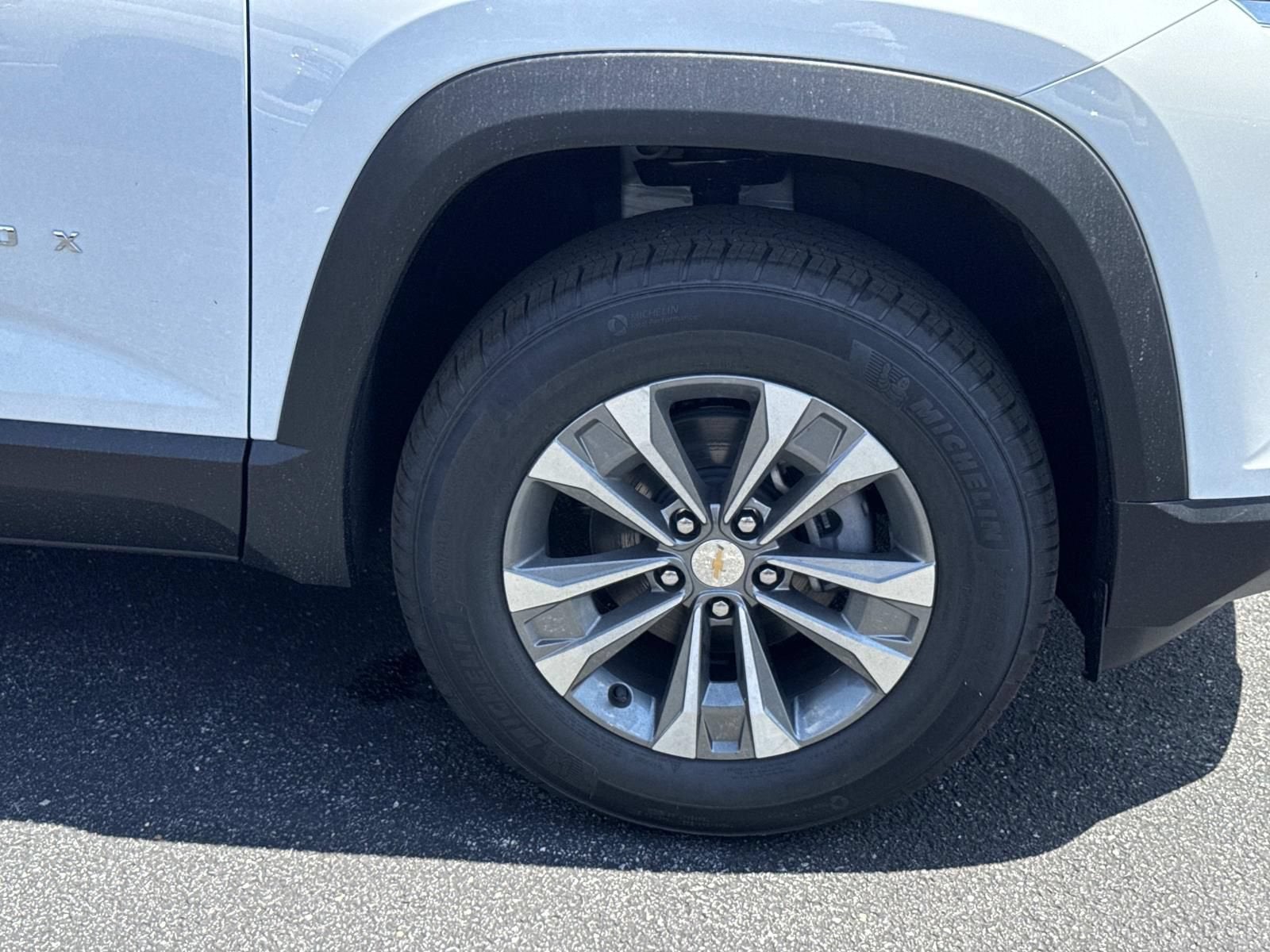 2027 Chevrolet Equinox AWD LT