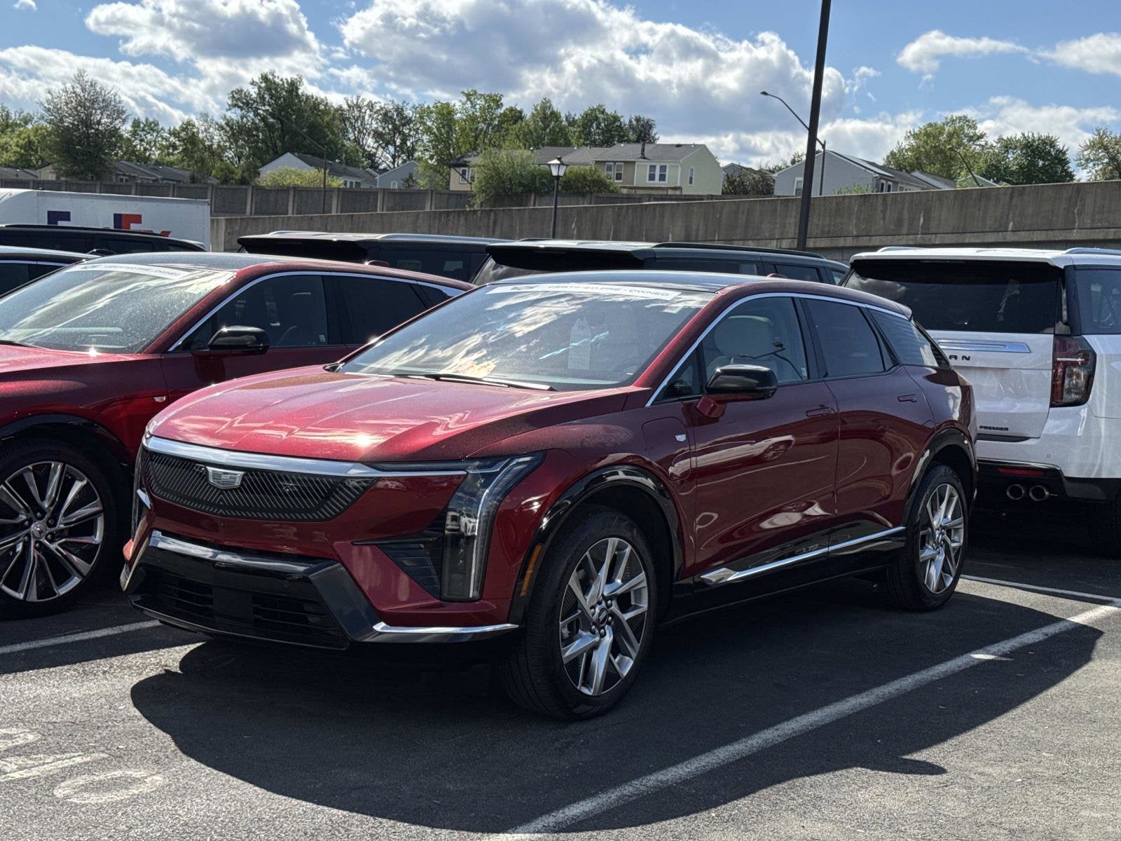 2025 Cadillac OPTIQ Luxury 1