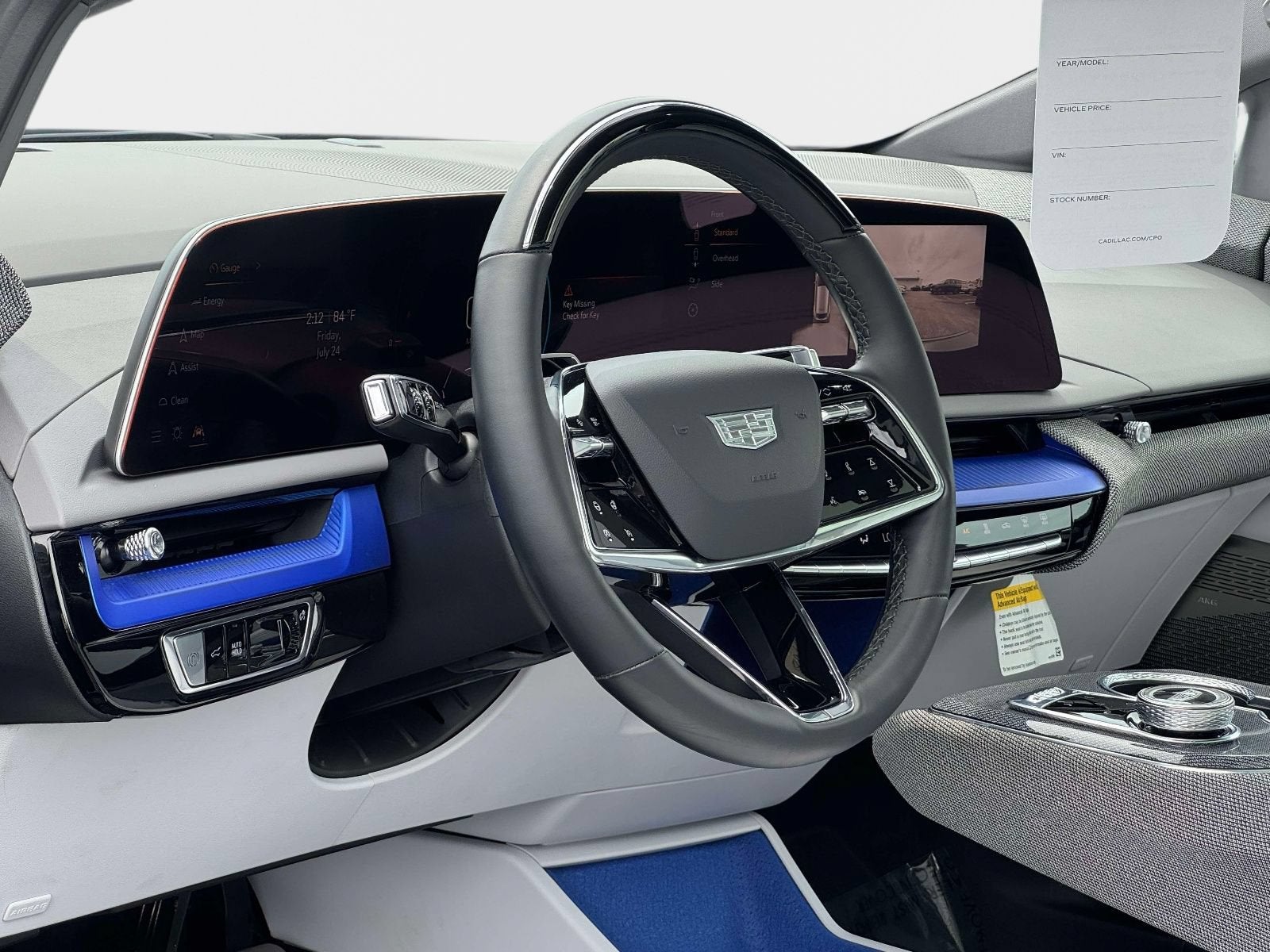 2025 Cadillac OPTIQ Luxury 1