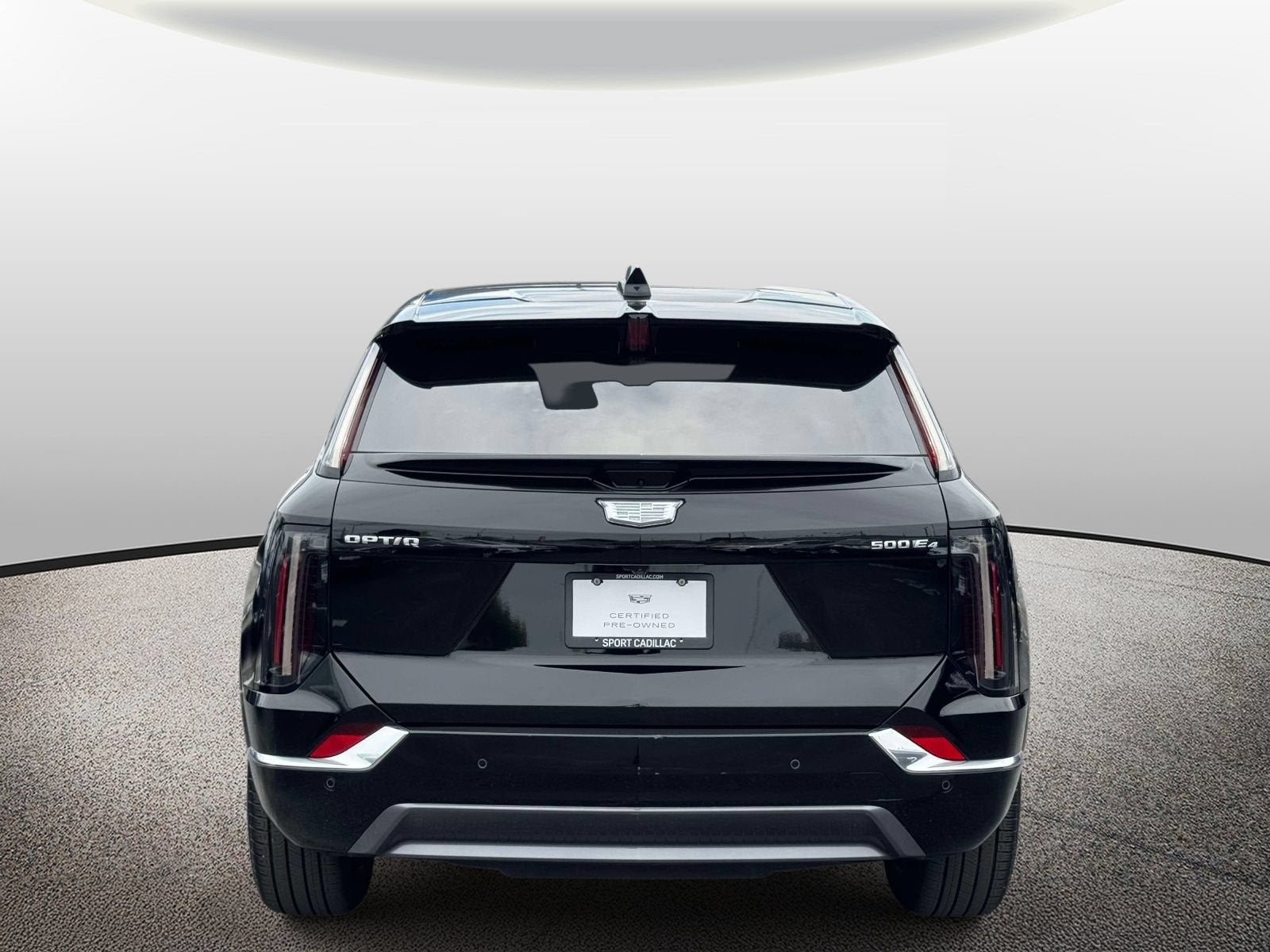 2025 Cadillac OPTIQ Luxury 1