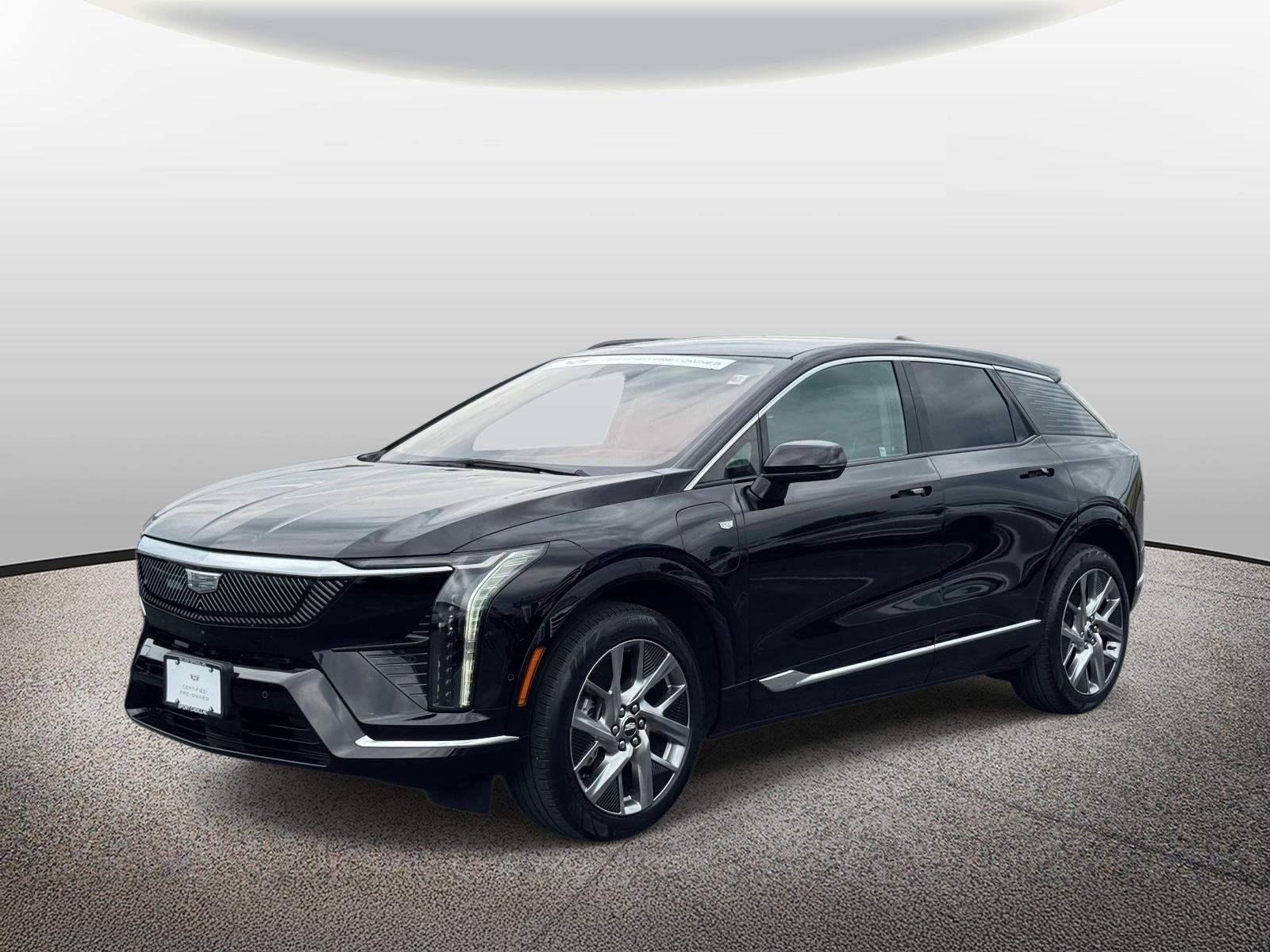 2025 Cadillac OPTIQ Luxury 2