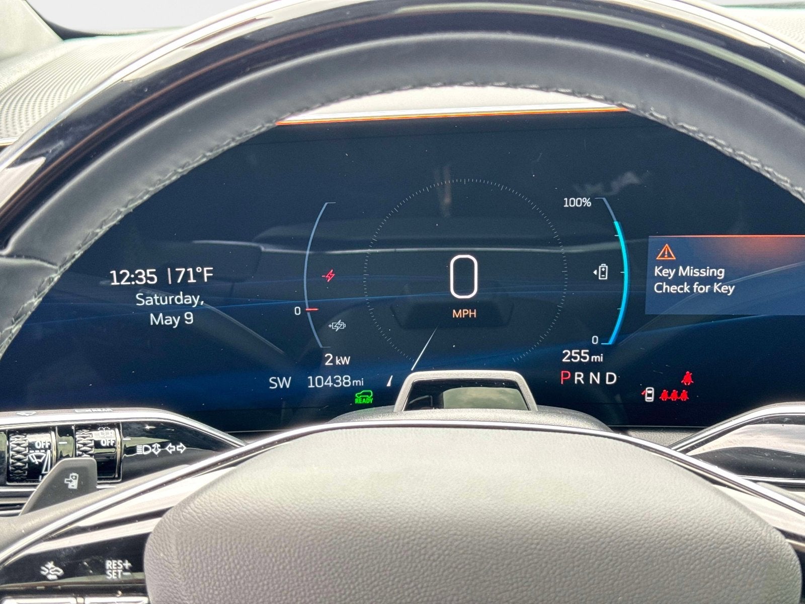 2025 Cadillac OPTIQ Luxury 2