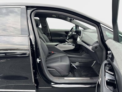 2025 Cadillac OPTIQ Luxury 2