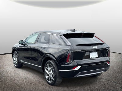 2025 Cadillac OPTIQ Luxury 2