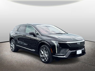 2025 Cadillac OPTIQ Luxury 2