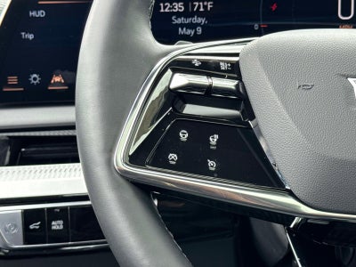 2025 Cadillac OPTIQ Luxury 2