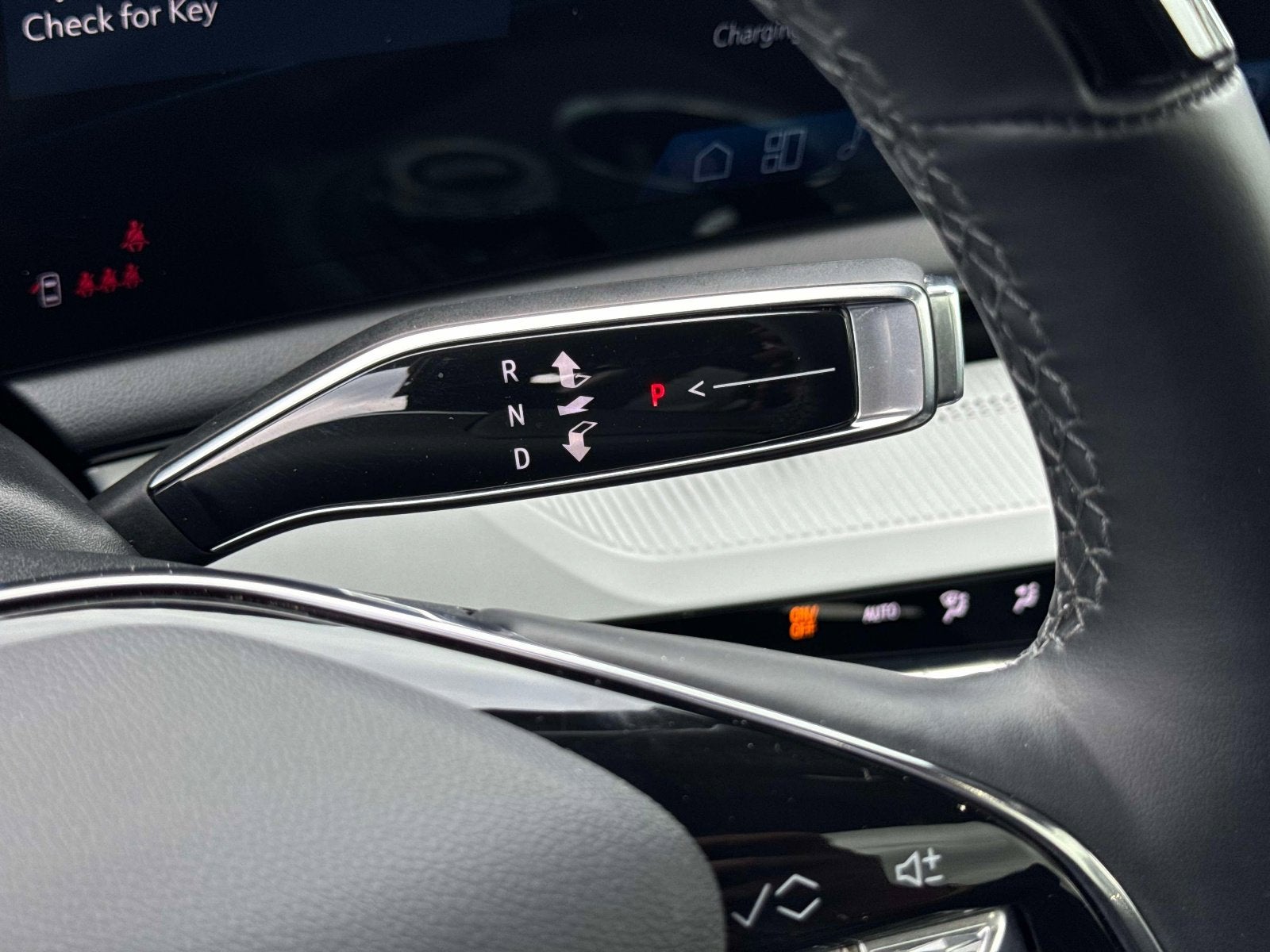 2025 Cadillac OPTIQ Luxury 2