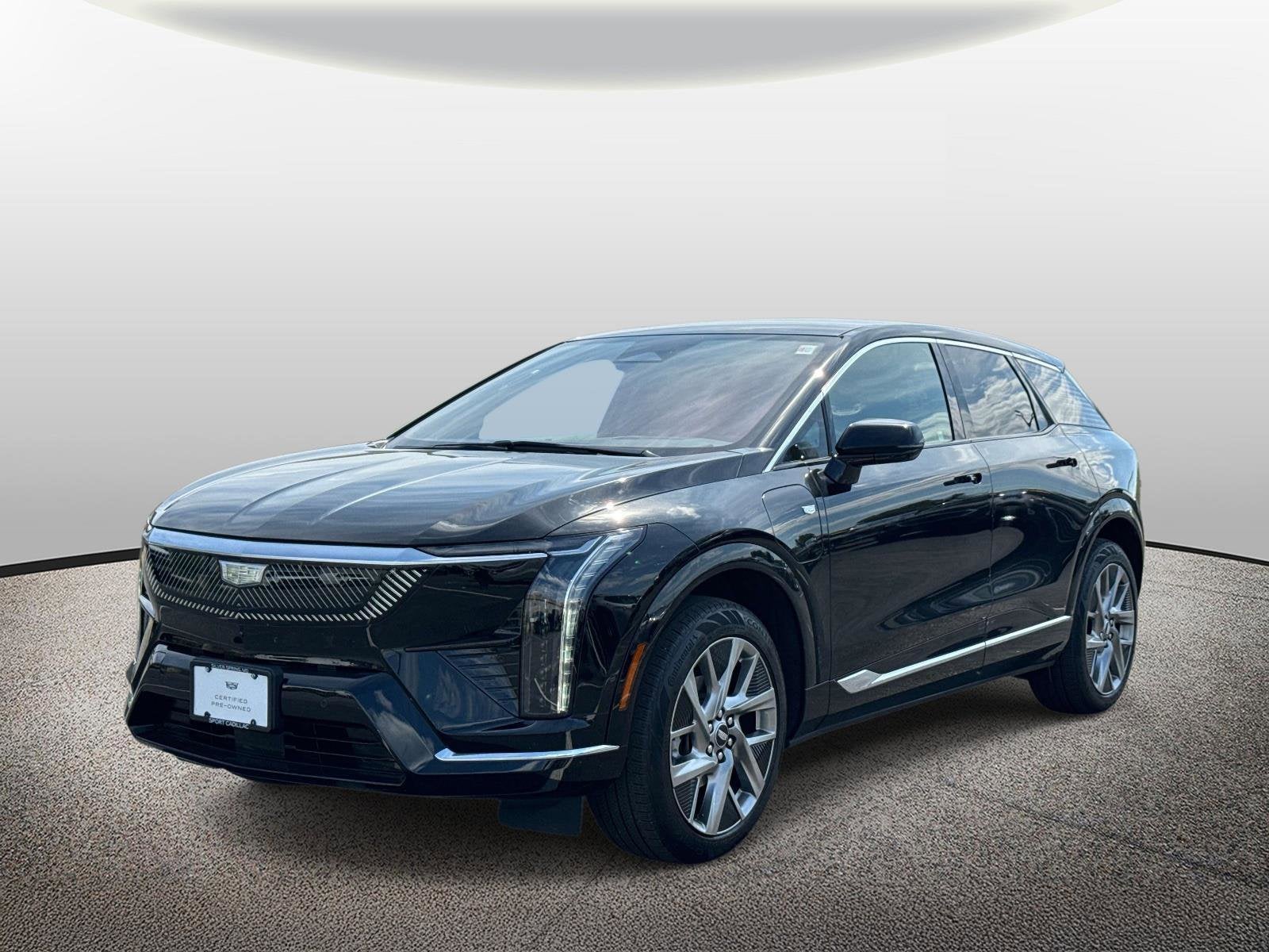 2025 Cadillac Optiq Luxury 2 AWD's photo