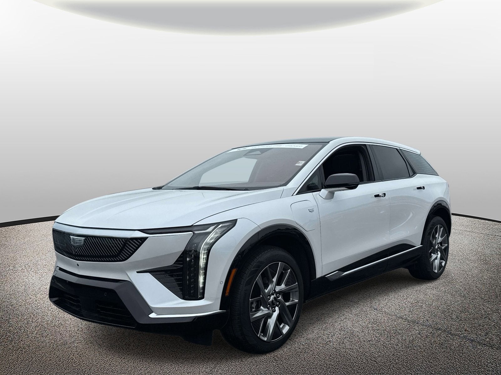 2025 Cadillac Optiq Luxury 2 AWD's photo