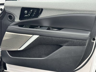 2025 Cadillac OPTIQ Luxury 2