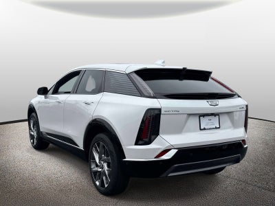 2025 Cadillac OPTIQ Luxury 2