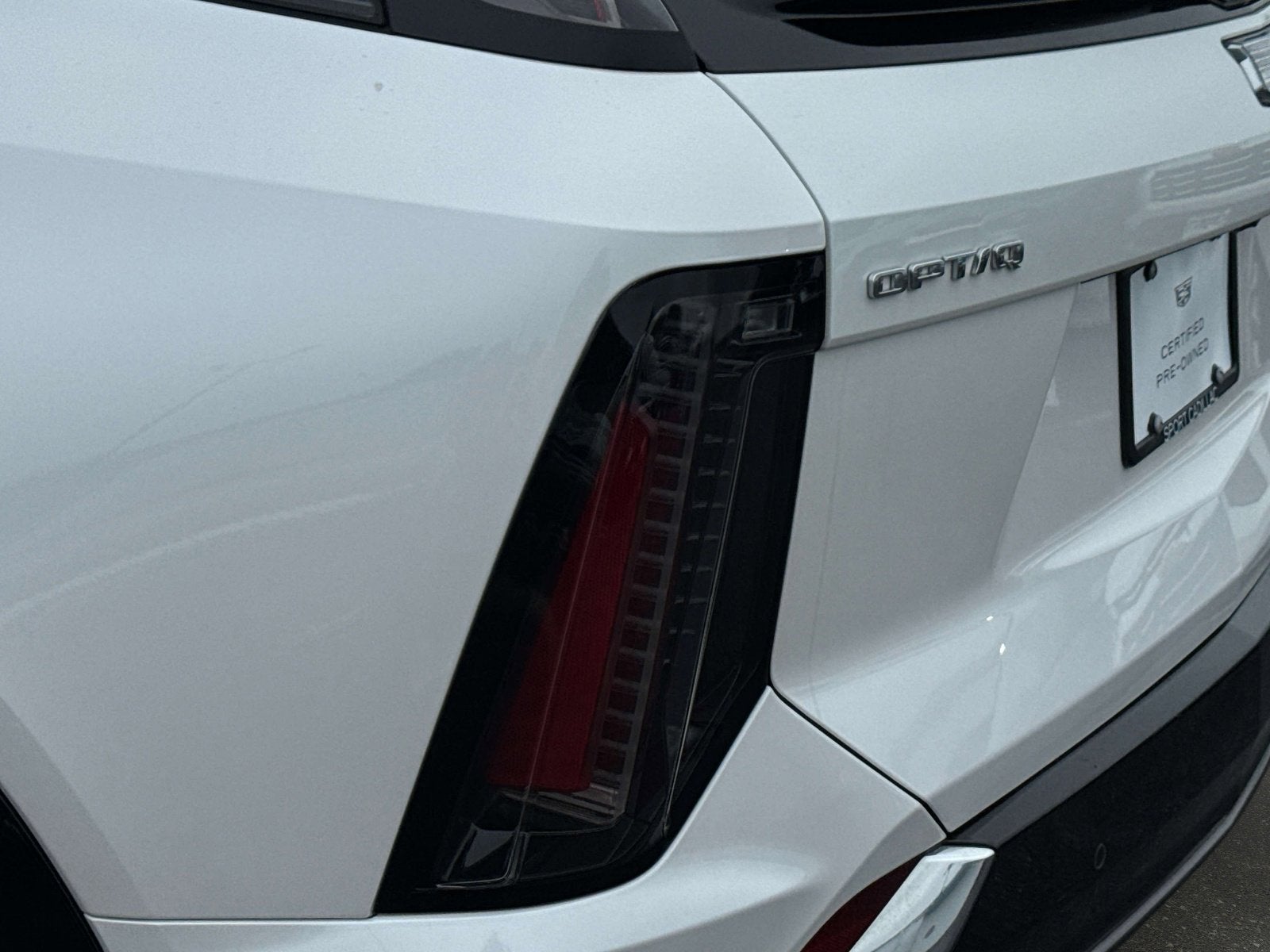 2025 Cadillac OPTIQ Luxury 2
