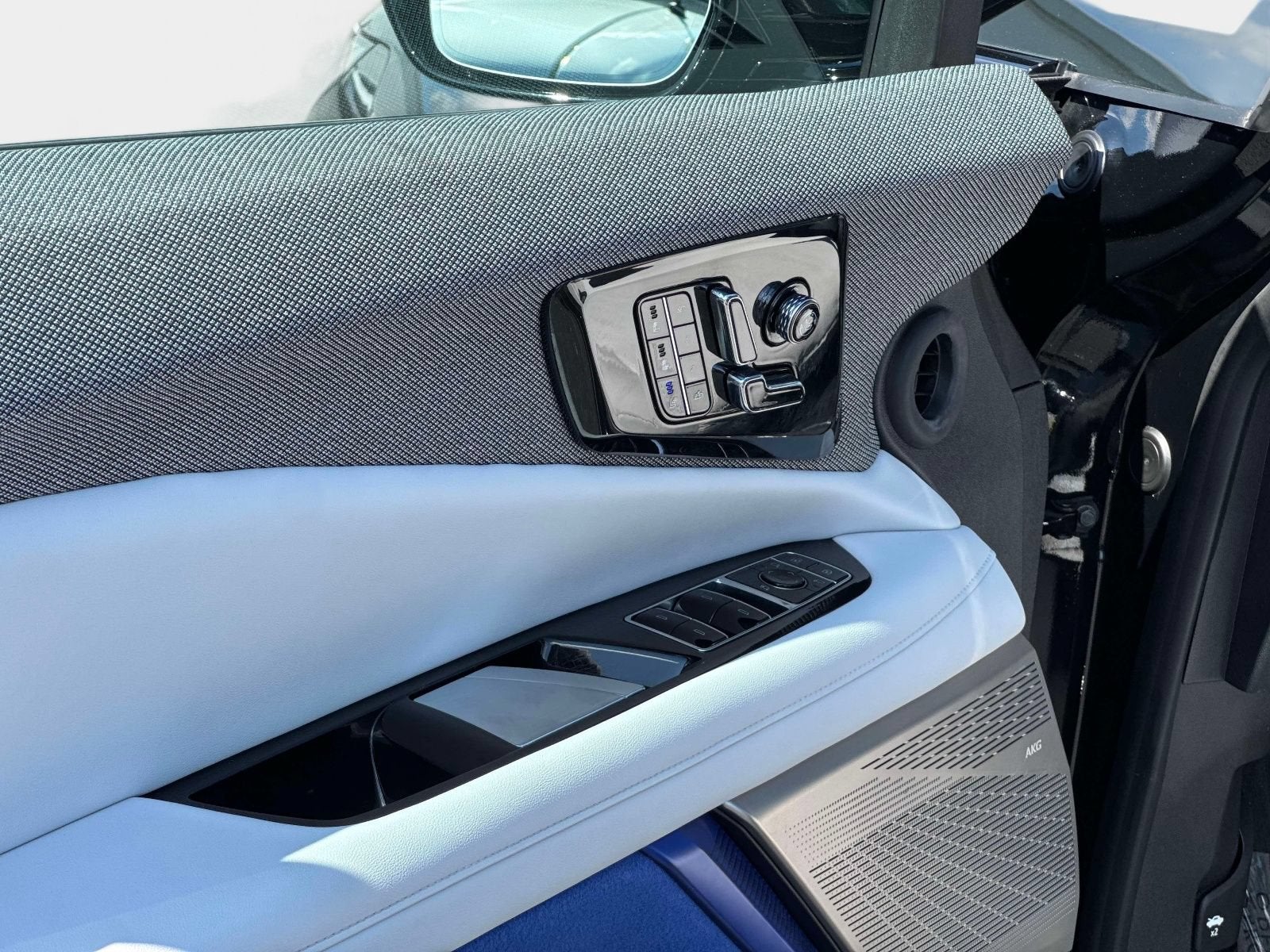 2025 Cadillac OPTIQ Sport 2