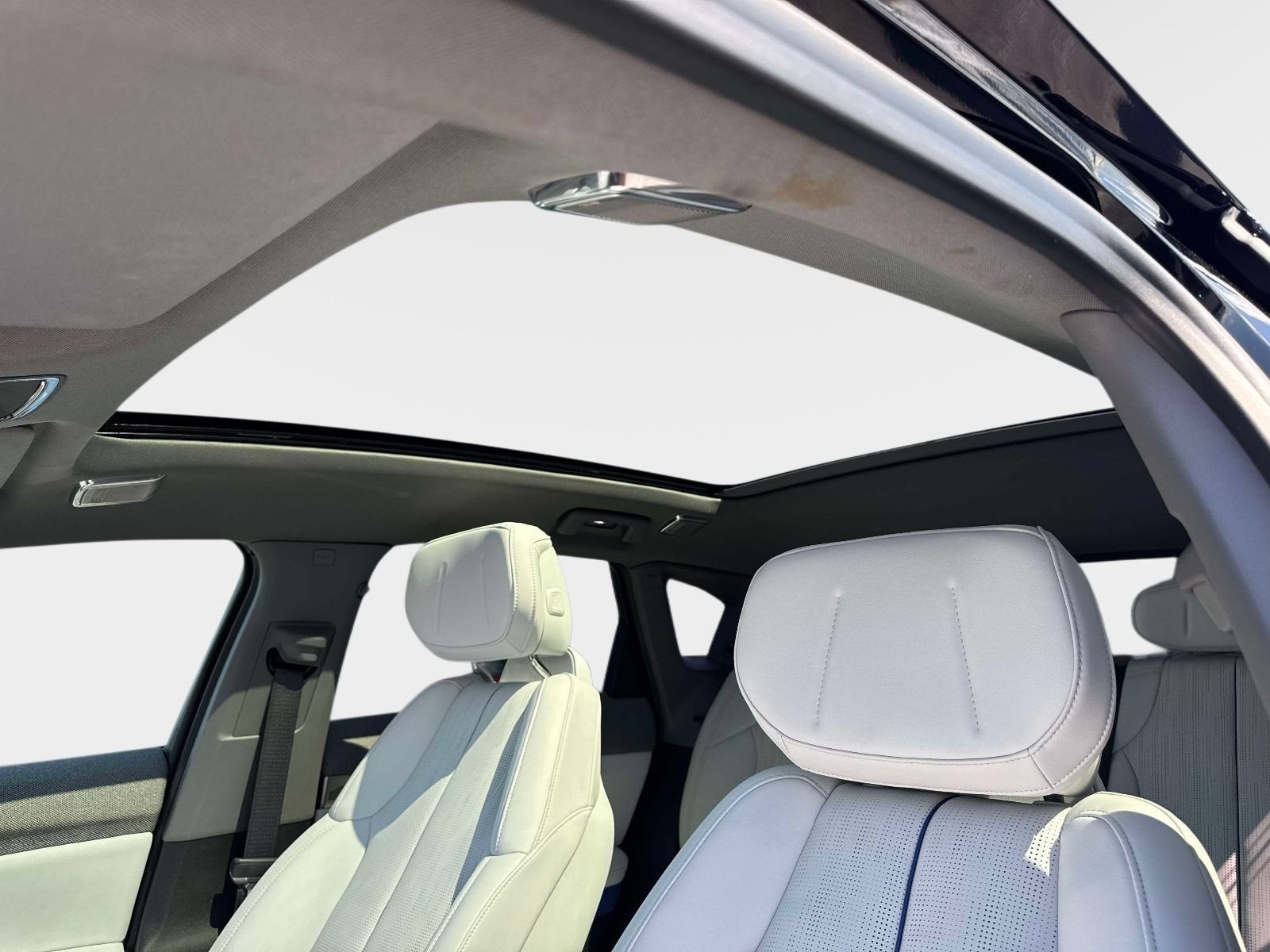 2025 Cadillac OPTIQ Sport 2