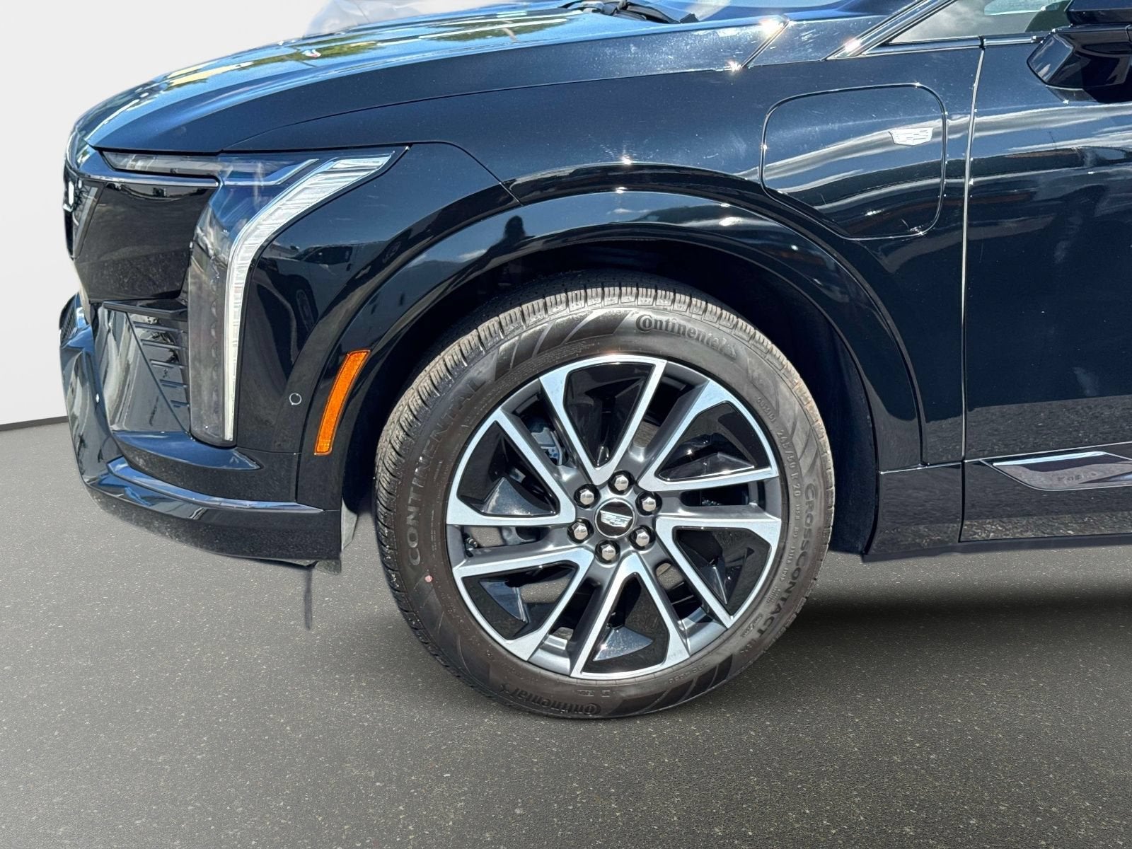 2025 Cadillac OPTIQ Sport 2