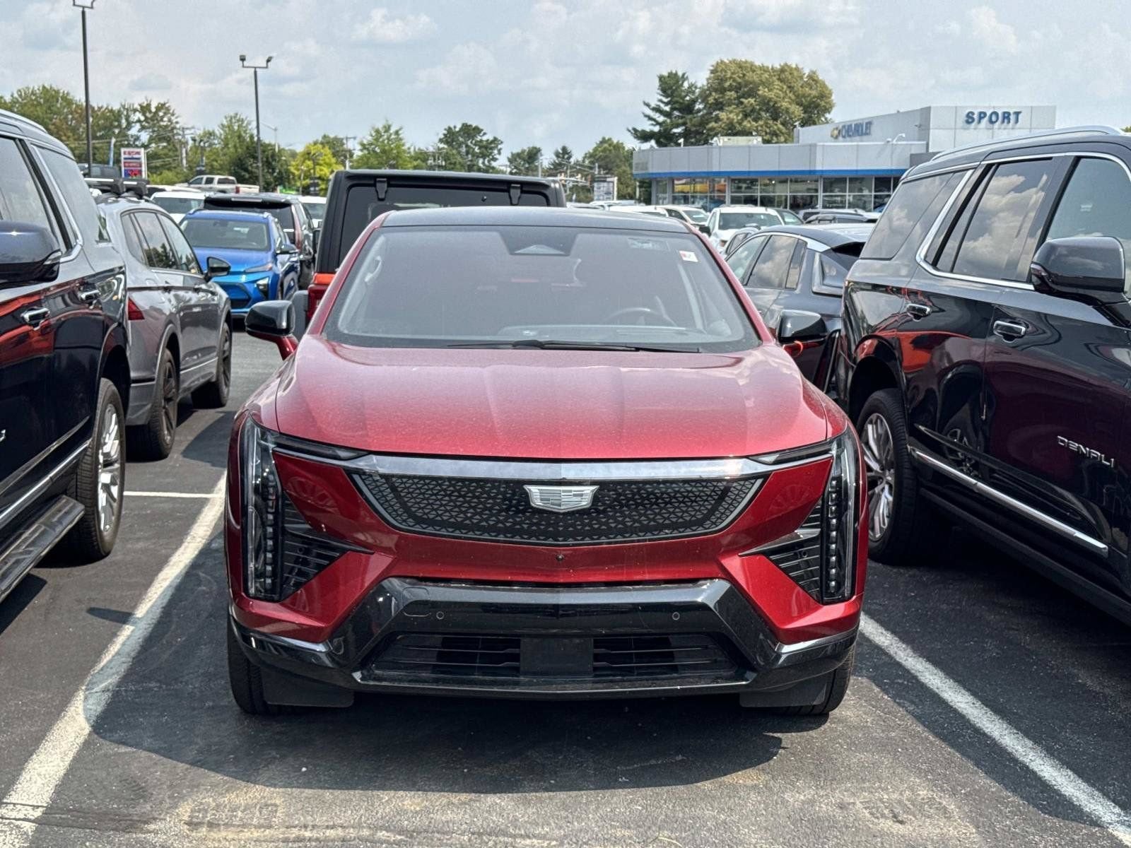 Used 2025 Cadillac OPTIQ Sport 2 with VIN 3GYK3GMR4SS142858 for sale in Silver Spring, MD