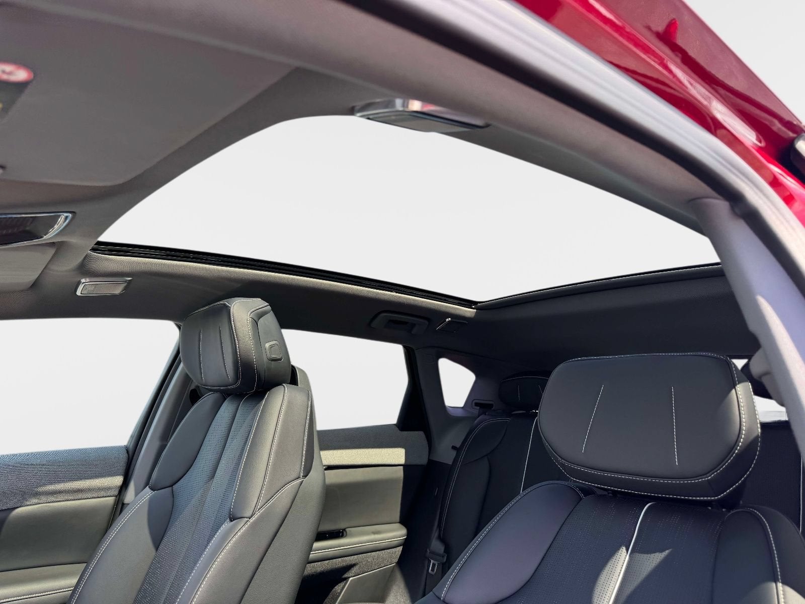 2025 Cadillac OPTIQ Sport 2