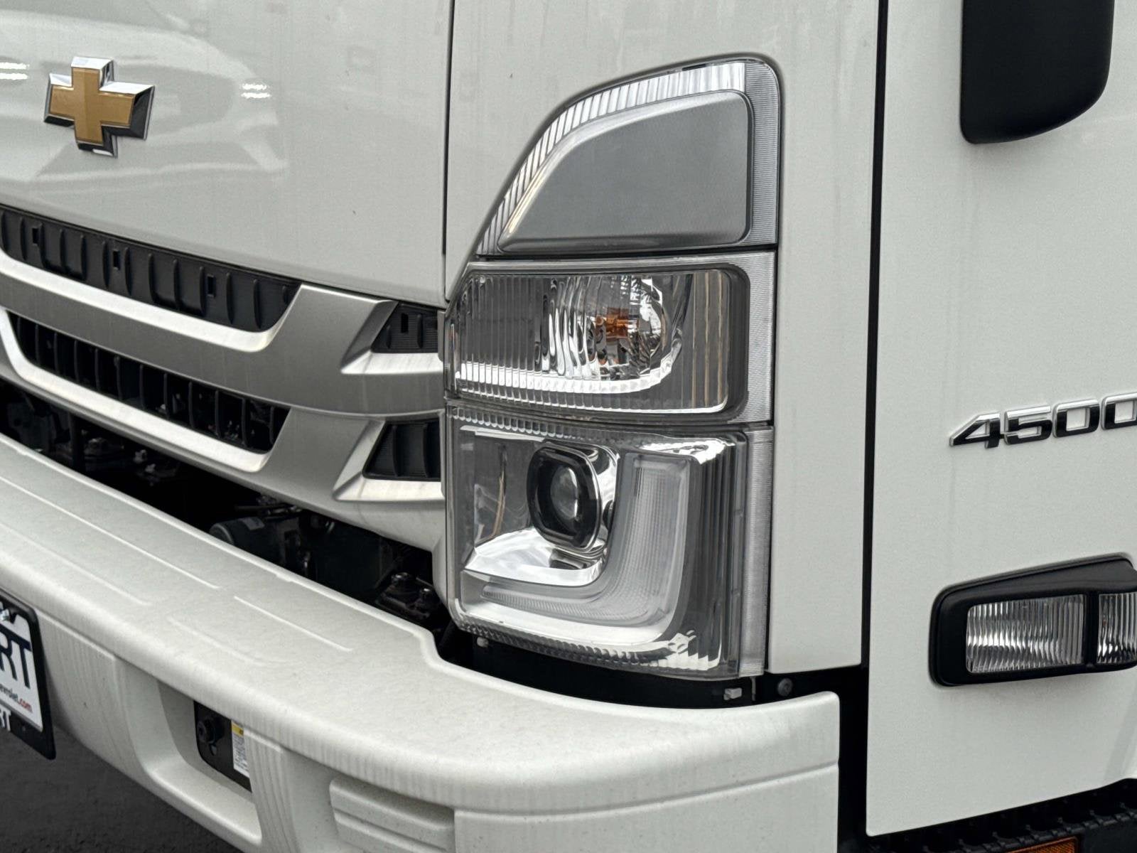 2025 Chevrolet Low Cab Forward 4500 NA