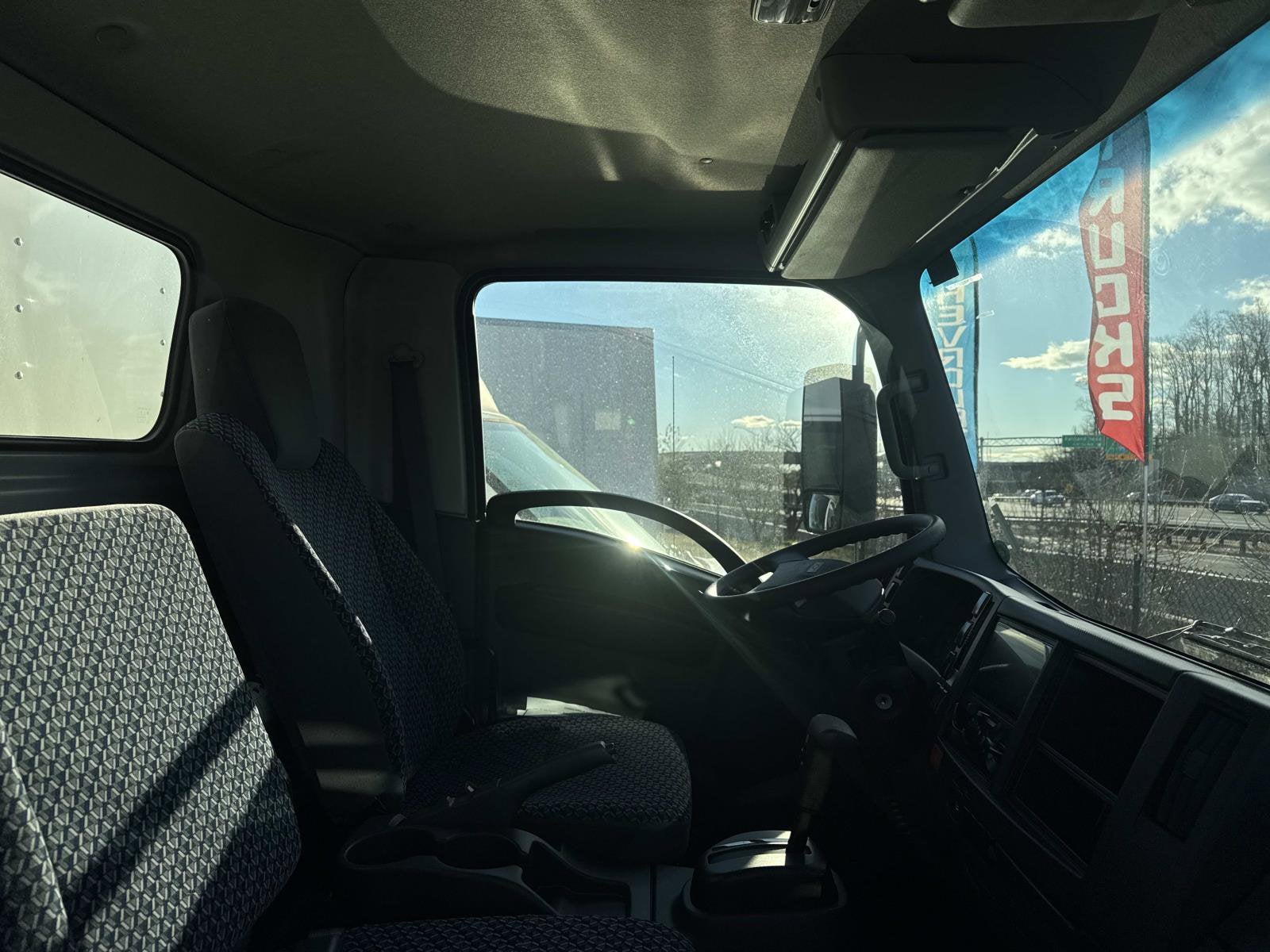 2025 Chevrolet Low Cab Forward 5500 XG 1WT