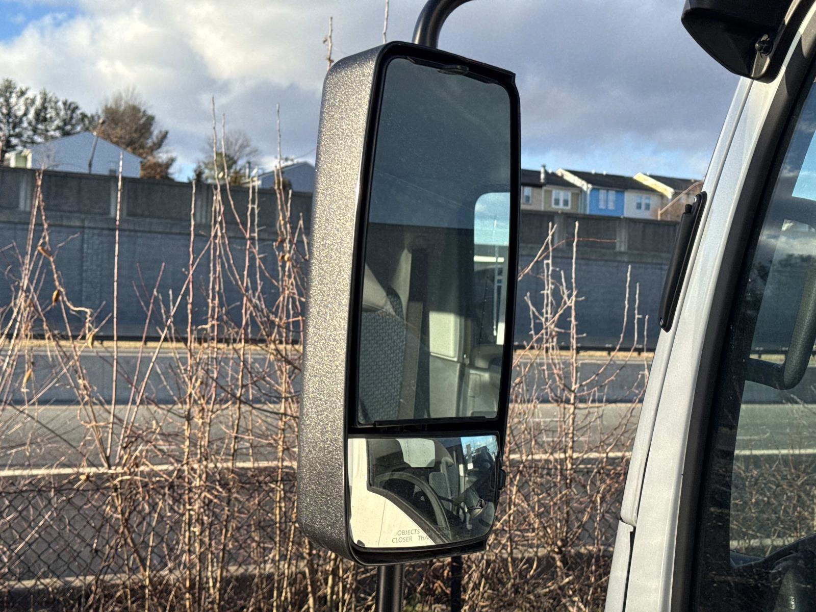 2025 Chevrolet Low Cab Forward 5500 XG 1WT