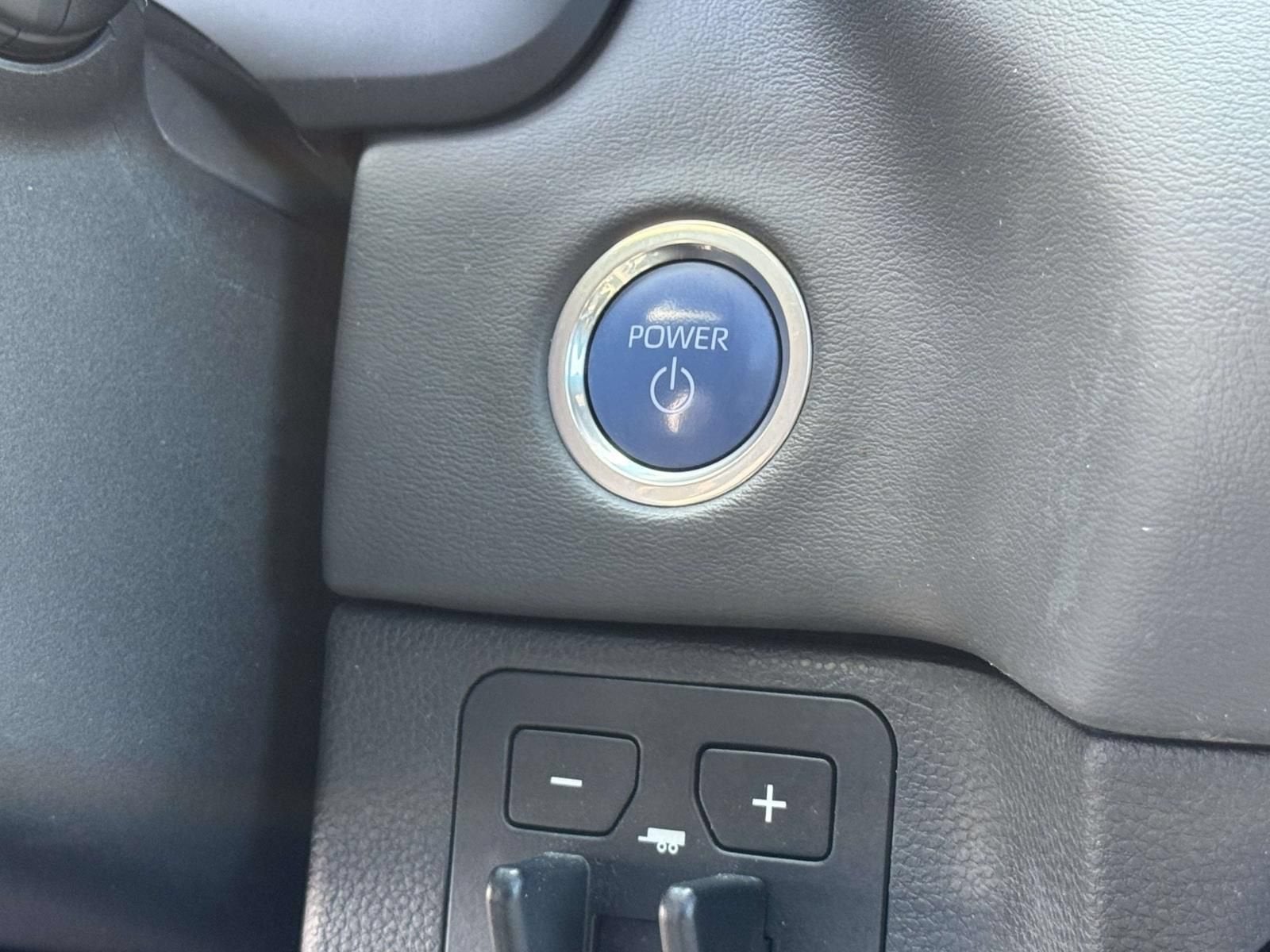 2023 Toyota Tundra 4WD Platinum Hybrid