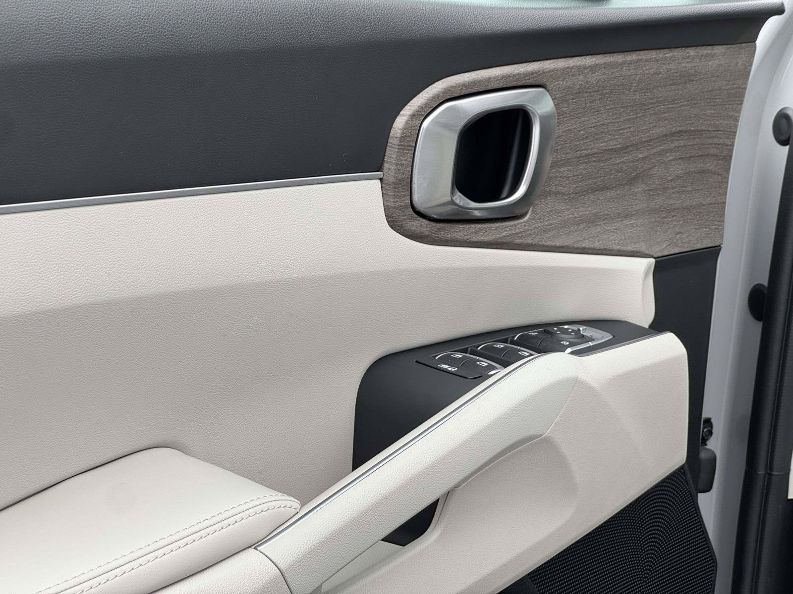 2023 Kia Sorento X-Line S