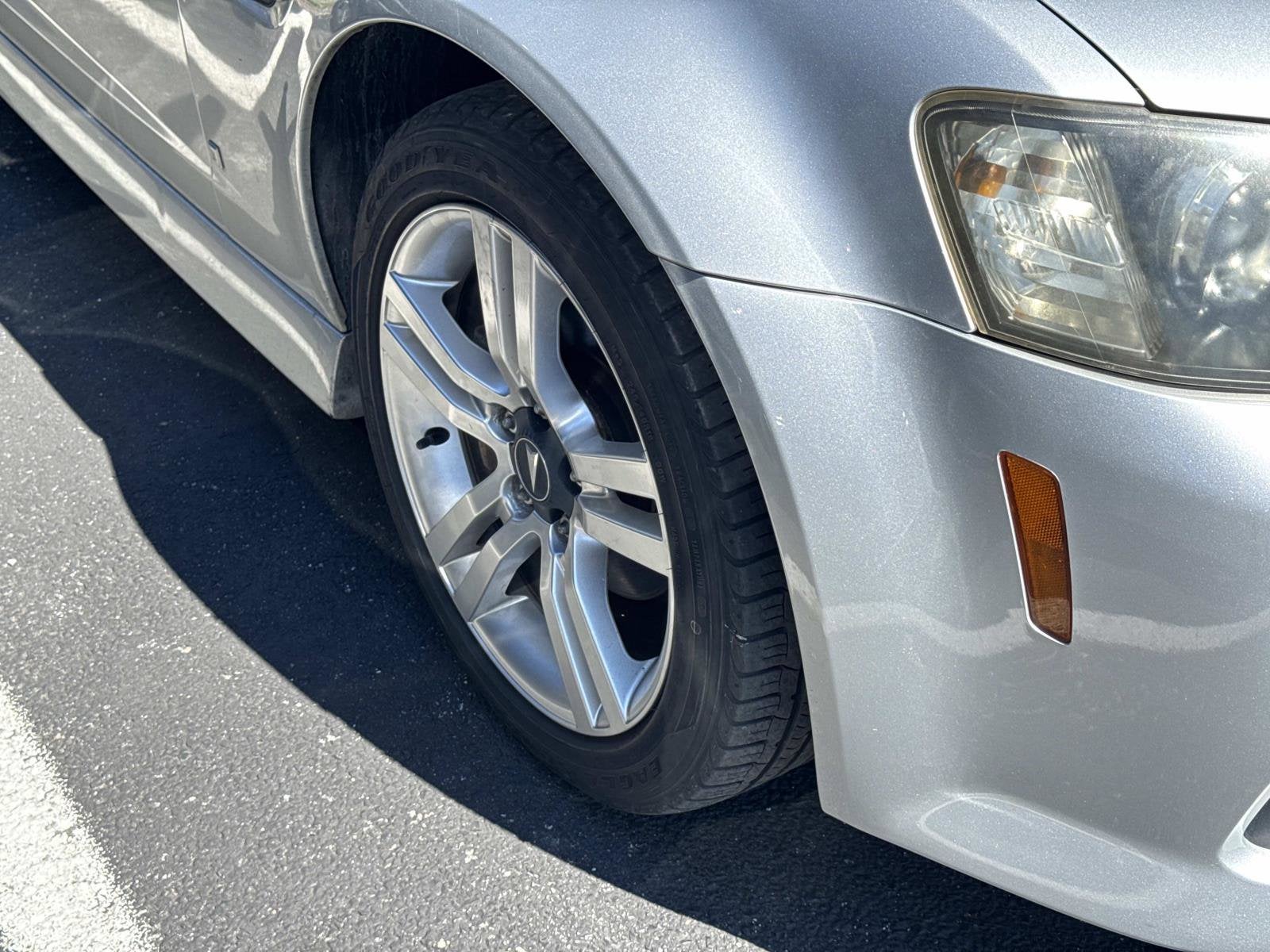 2009 Pontiac G8 BASE