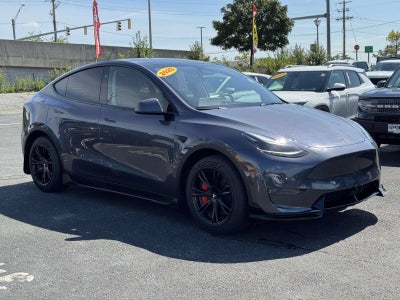 2023 Tesla Model Y Long Range